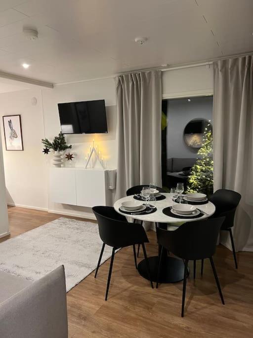 Arctic Circle Guesthouse 로바니에미 외부 사진