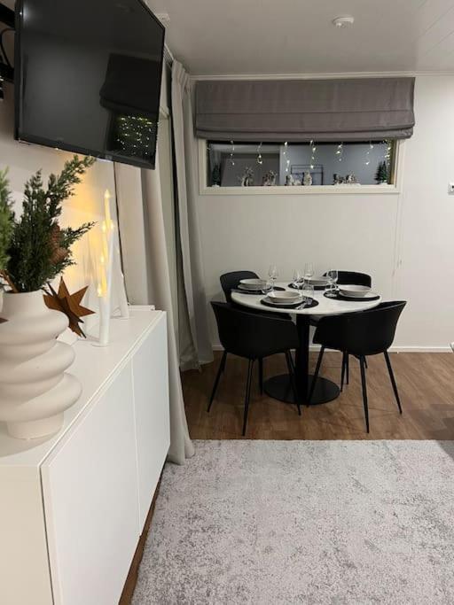 Arctic Circle Guesthouse 로바니에미 외부 사진